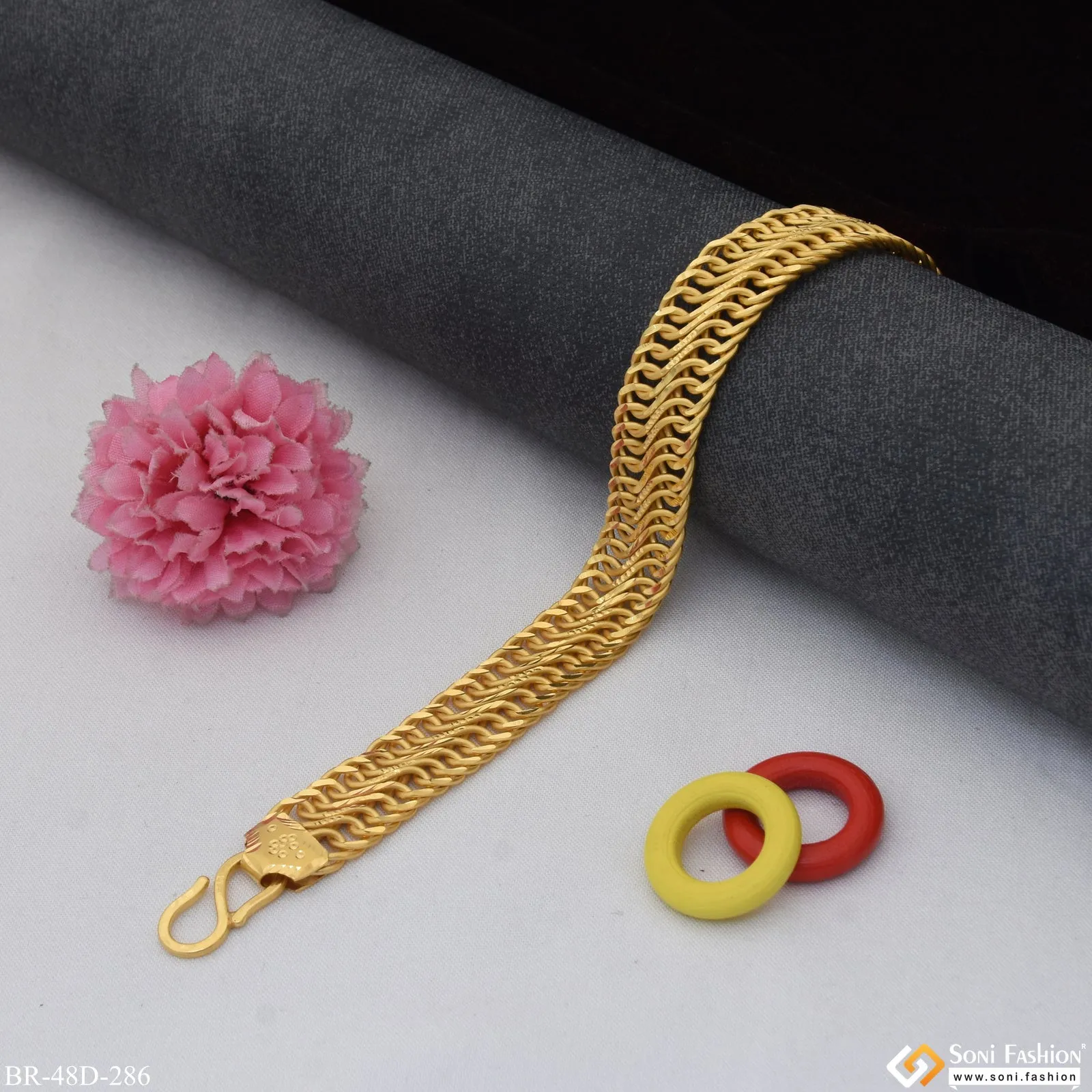 1 Gram Gold Plated Linked Amazing Design Bracelet for Men - Style D286