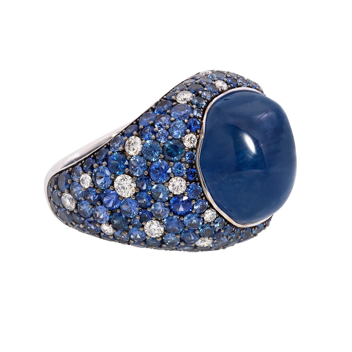 18K White Gold Cabochon Sapphire and Diamond Ring