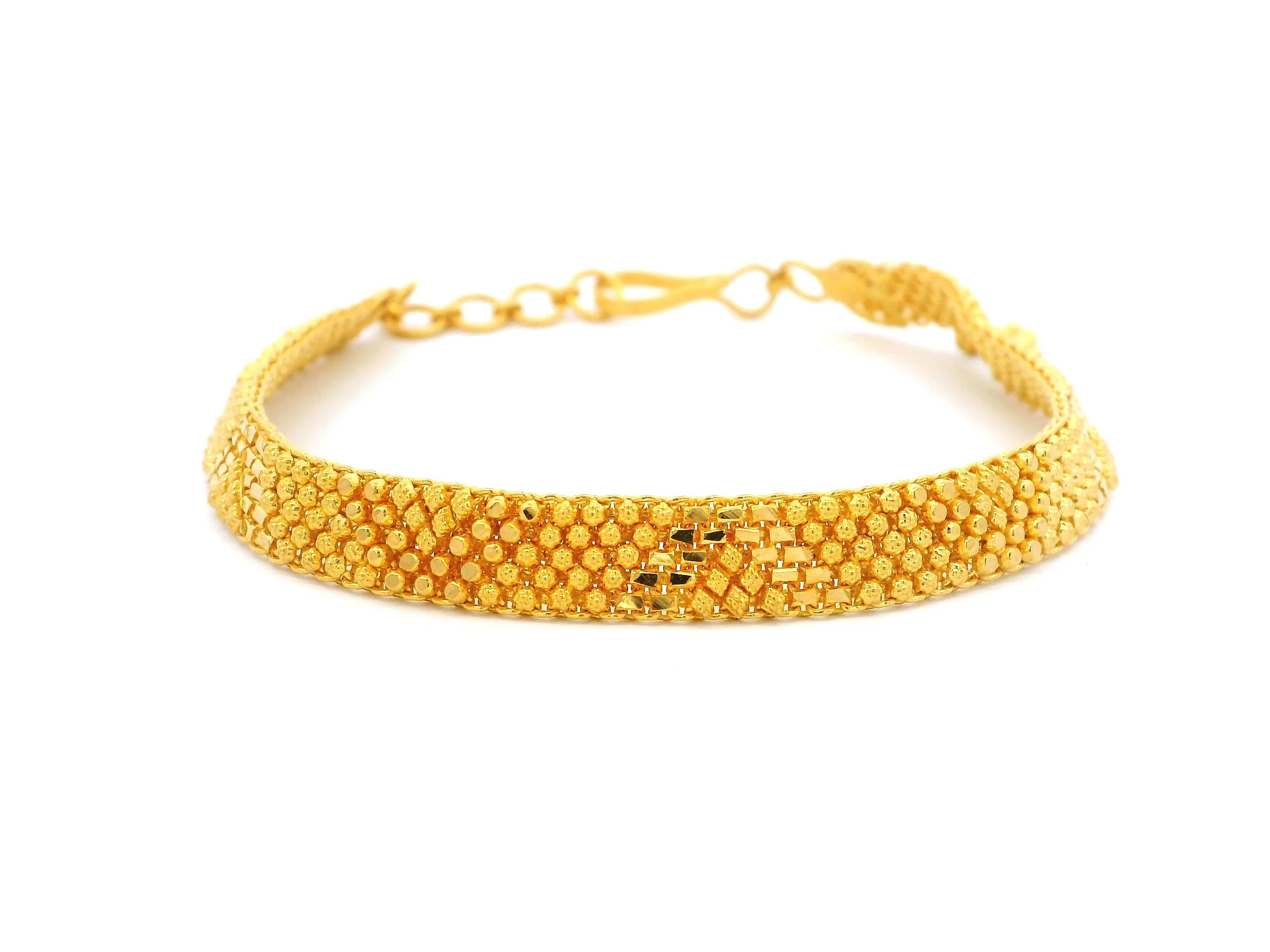 22ct Yellow Gold Flat Bracelet with Filigree Work Design & Charm – Elegant Jewellery for Every Occasion