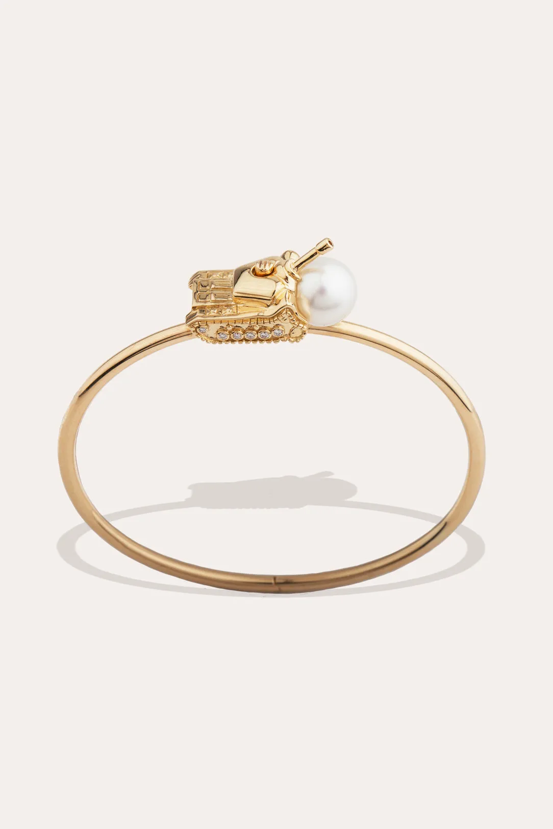 A Portrait of the Twentieth Century - 18 Carat Gold, 0.123ct Diamond and South-Sea Pearl Bangle