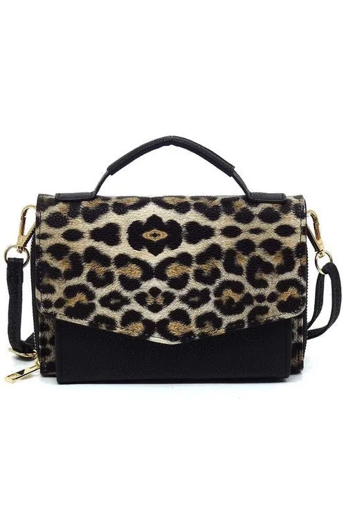 Chic Envelope Flap Crossbody Bag  Stylish & Functional Organizer