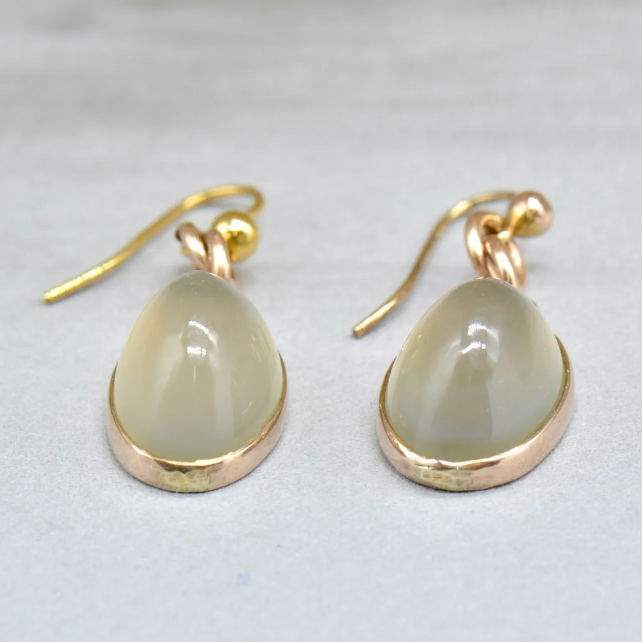 Edwardian 9ct Rose Gold Grey Moonstone Drop Earrings (11.55cts)