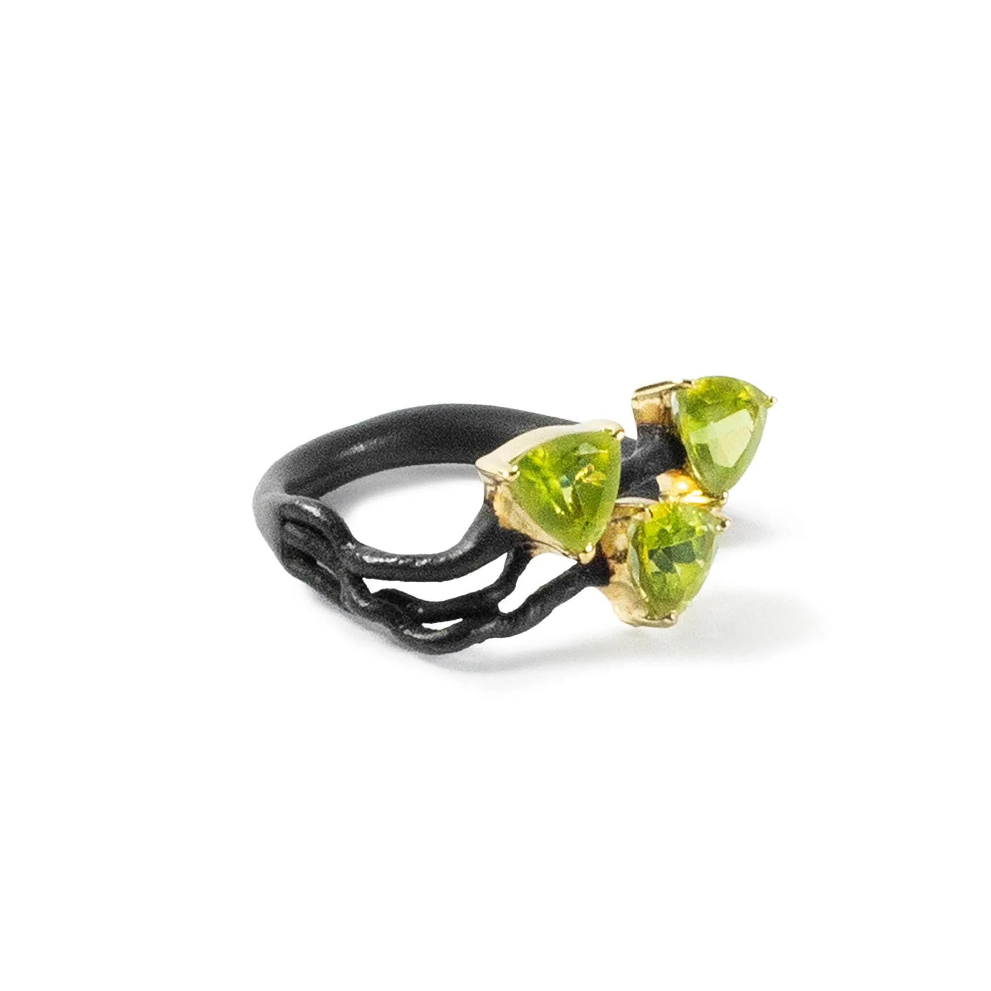Elar Peridot Ring