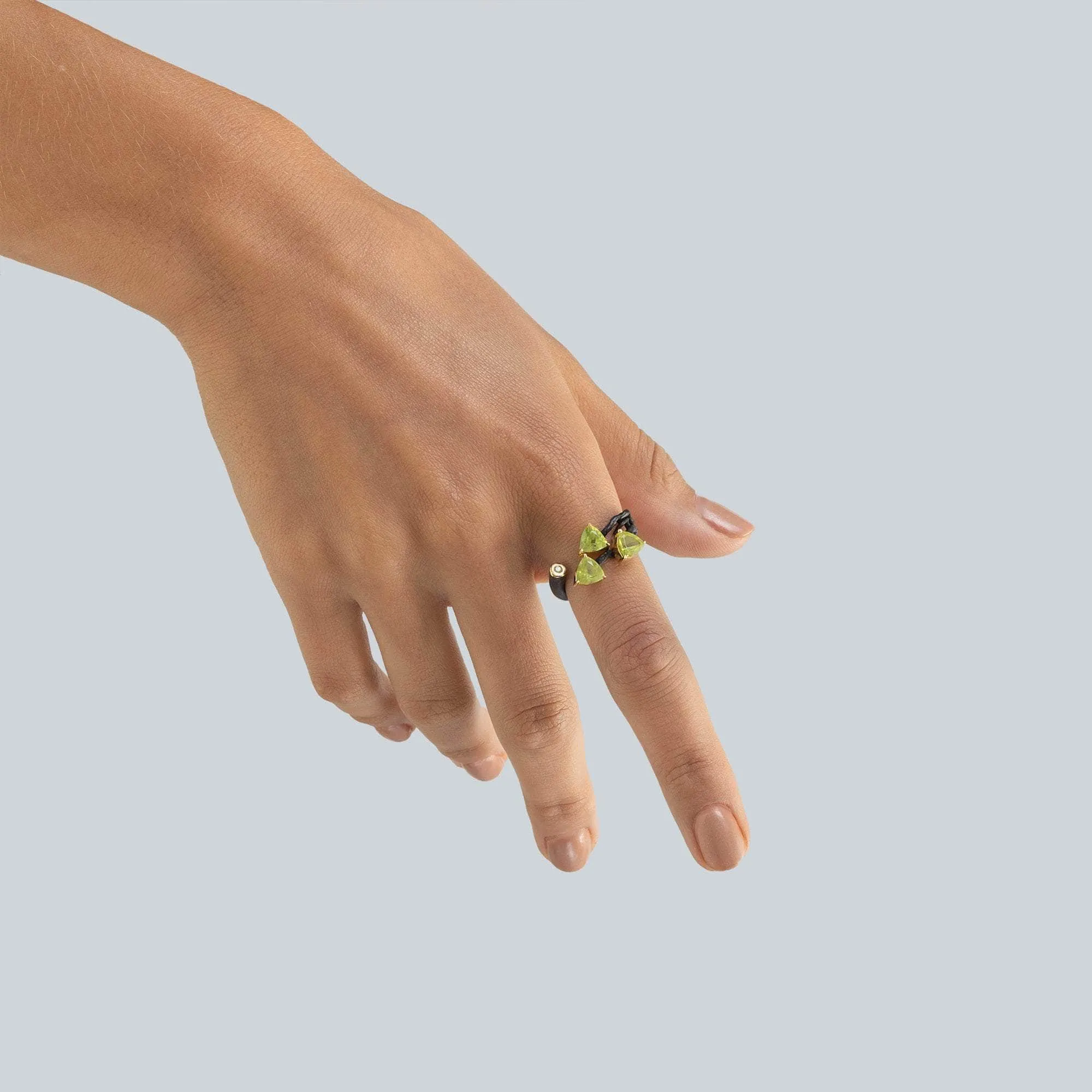 Elar Peridot Ring