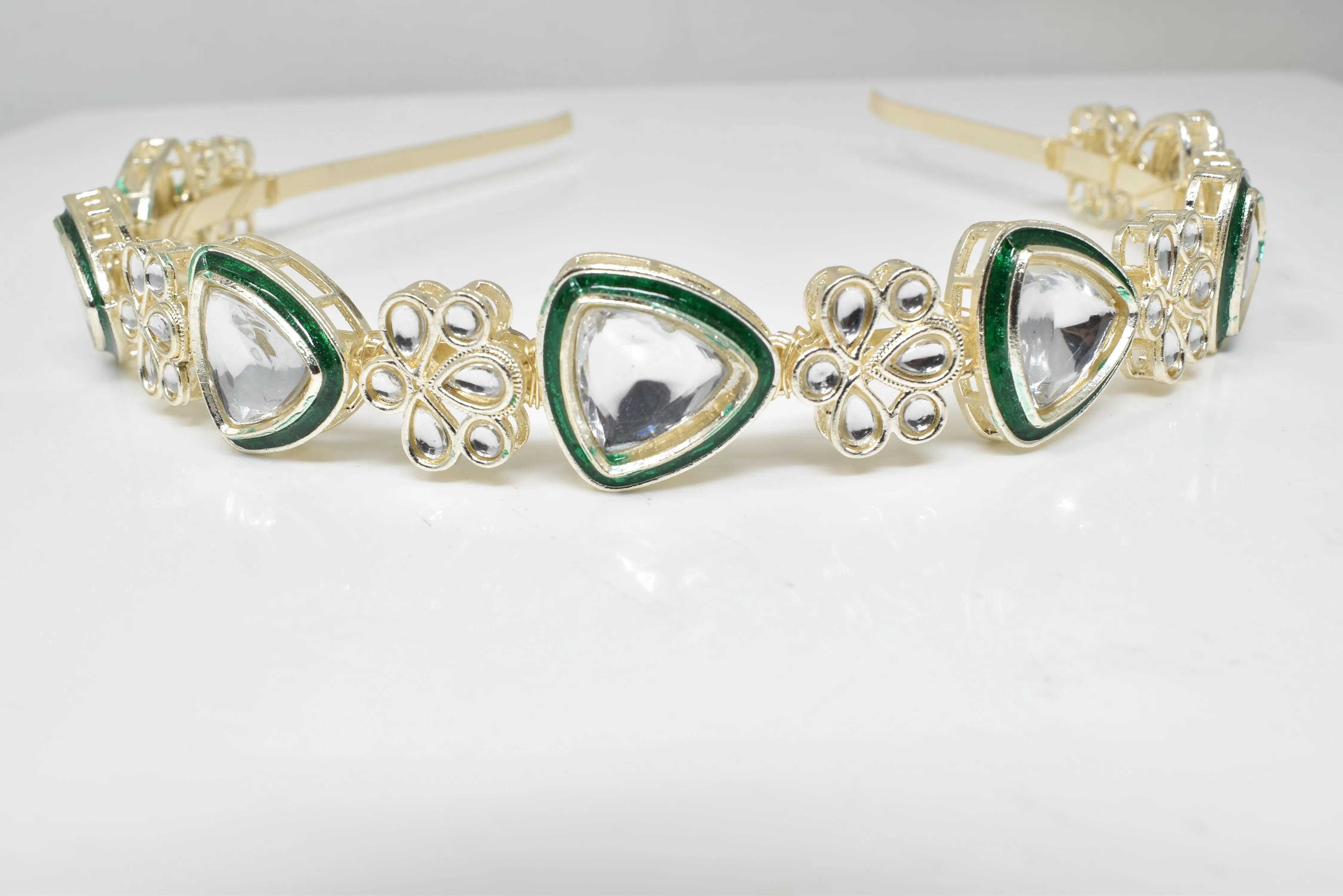 Emerald Kundan Sispatti: Majestic Bride