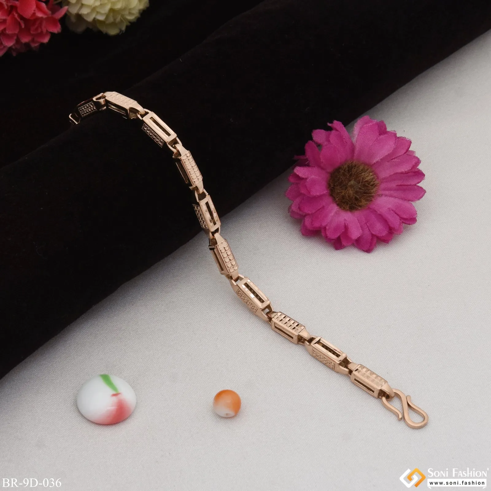 Excellent Design Excellent Design Rose Gold Color Bracelet for Men - Style D036