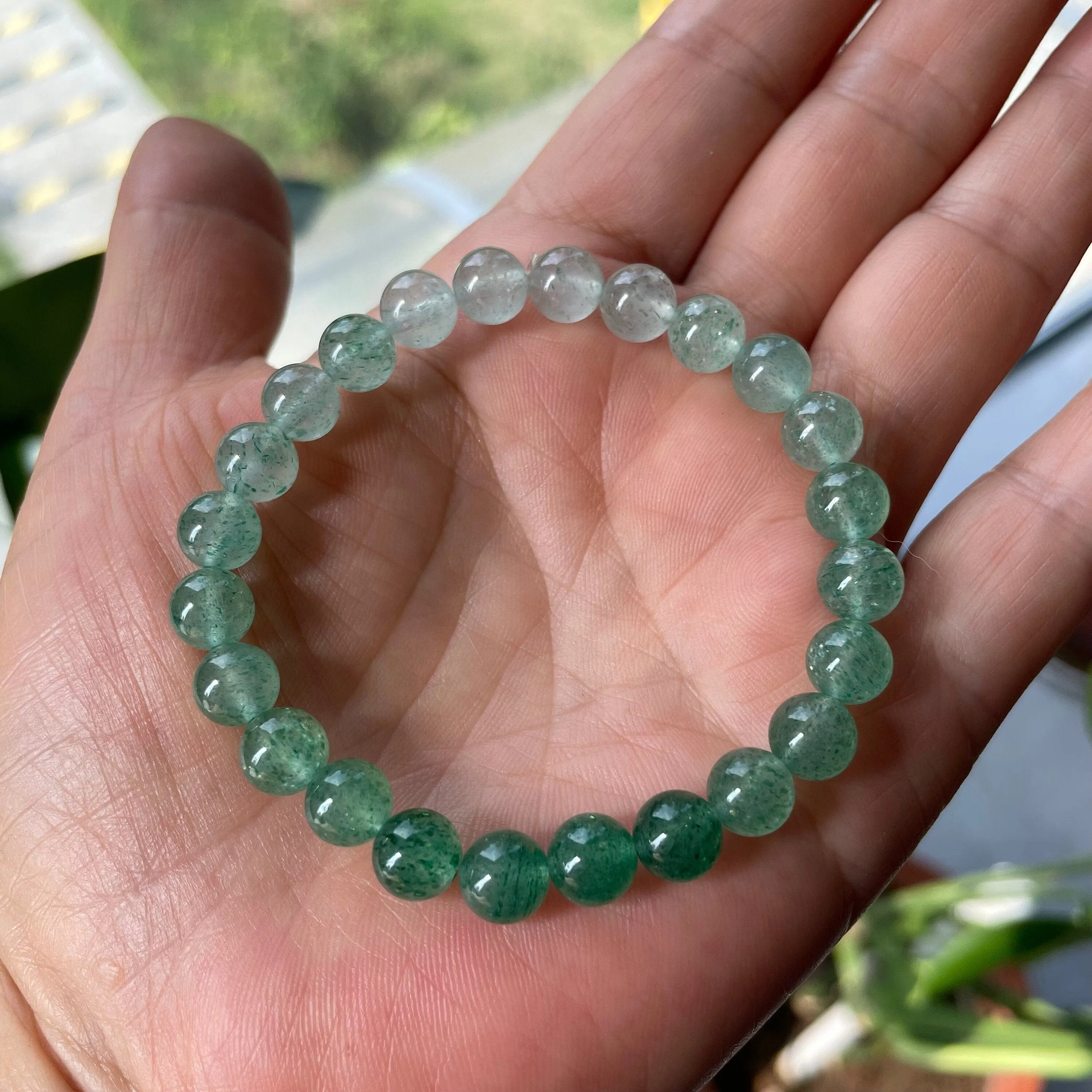 Green Strawberry Quartz Ombre Bracelet l beads bracelet | 7.2mm beaded bracelet | Healing stone | Energy stone | Natural Crystal