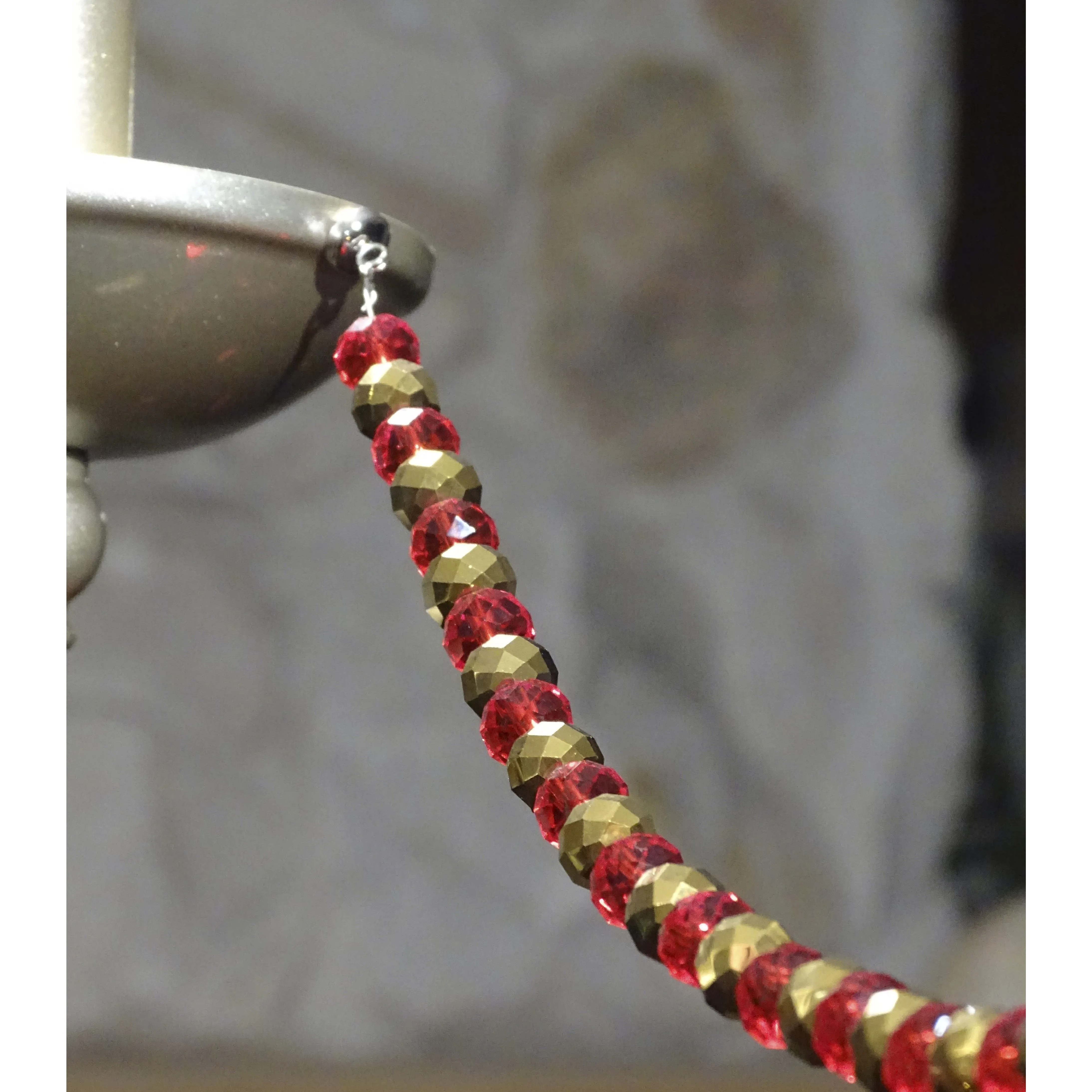 HOLIDAY CHANDELIER MAKEOVER KIT - (3) Gold Glitter Sleigh   (3) 12" Red/Gold Garland