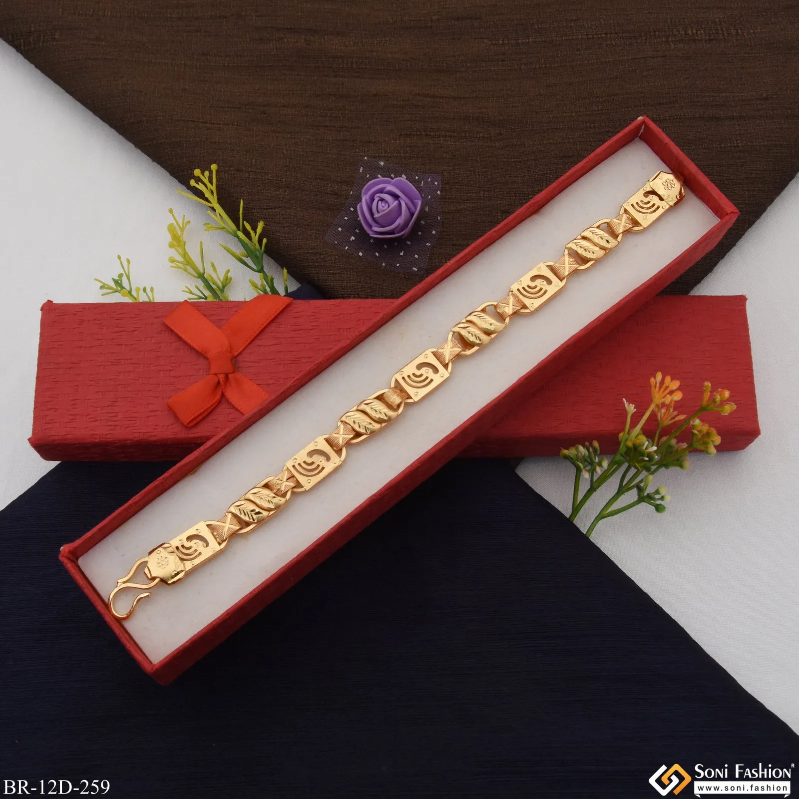 Latest Design Gold Plated Kohli Nawabi Bracelet for Men - Style D259