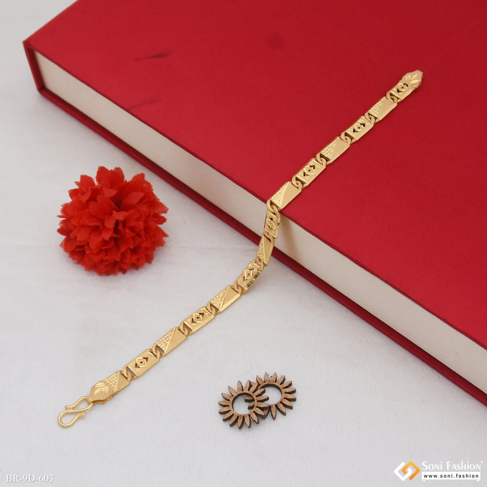 Latest Design Gold Plated Nawabi Bracelet for Men - Style D603