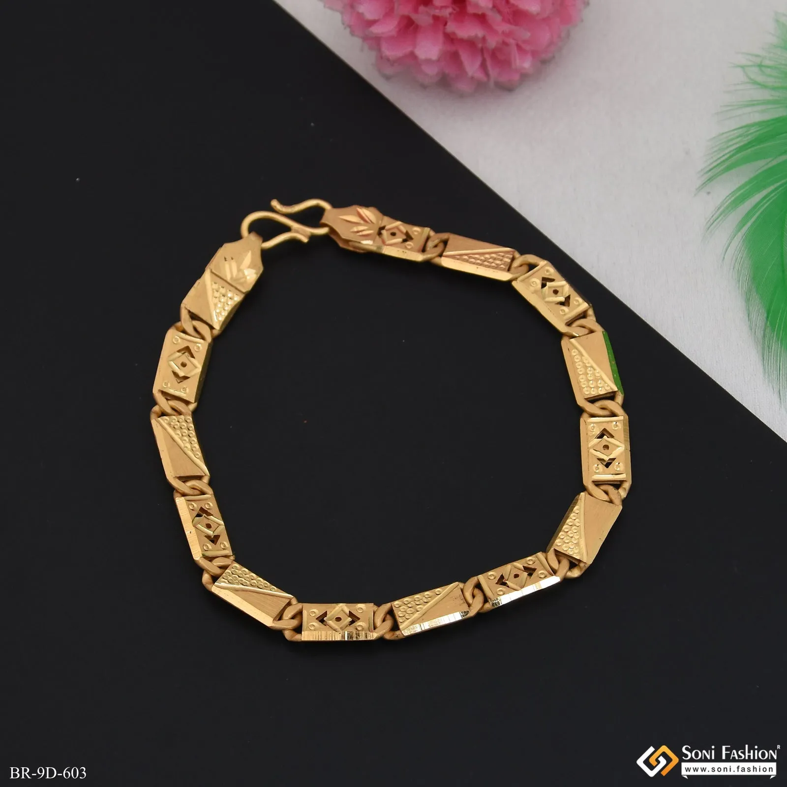 Latest Design Gold Plated Nawabi Bracelet for Men - Style D603