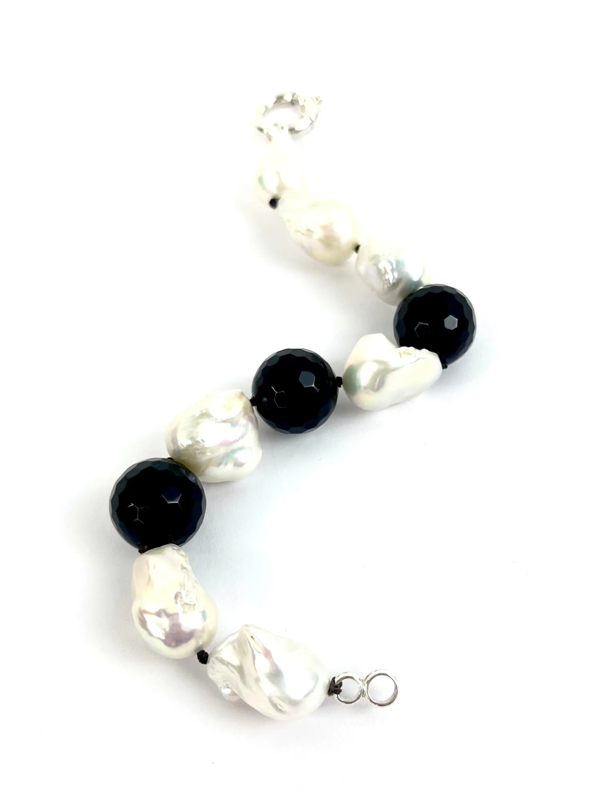 Onyx Pearl bracelet