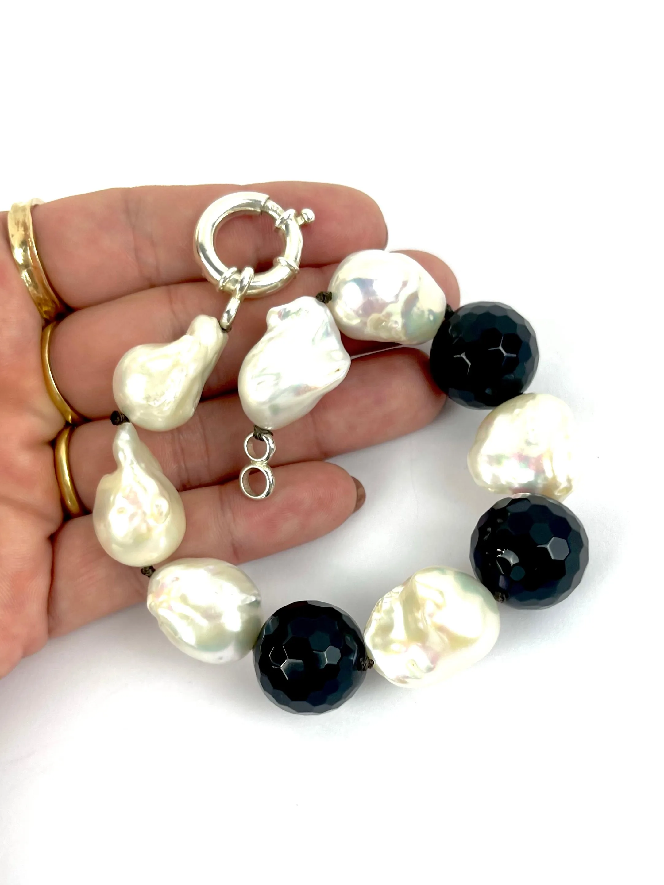 Onyx Pearl bracelet