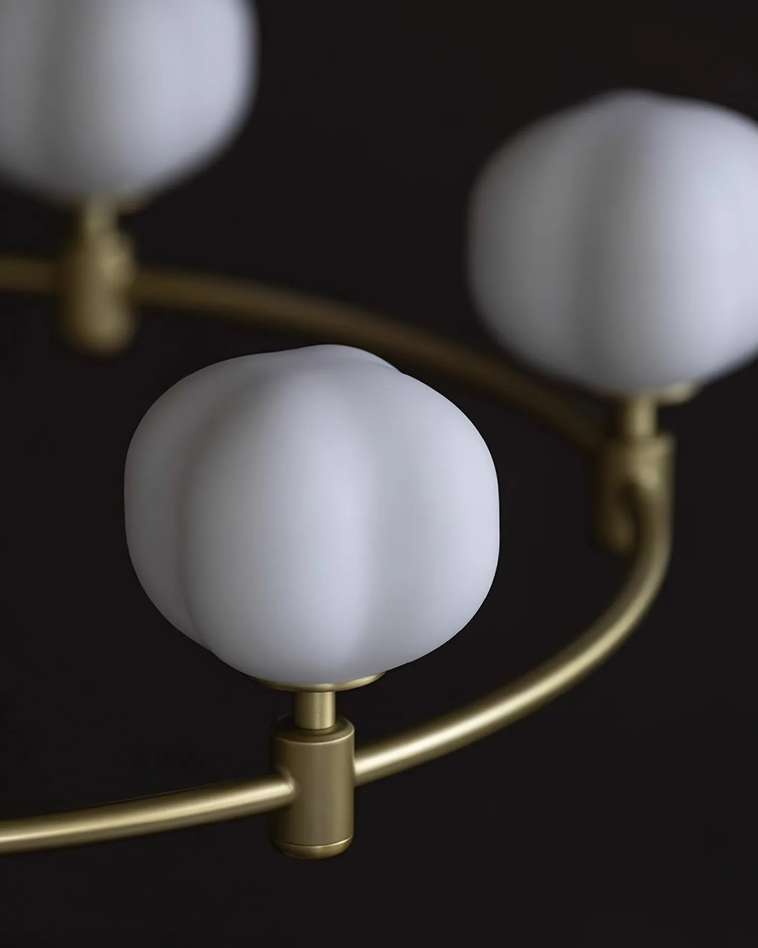 Pallina Chandelier