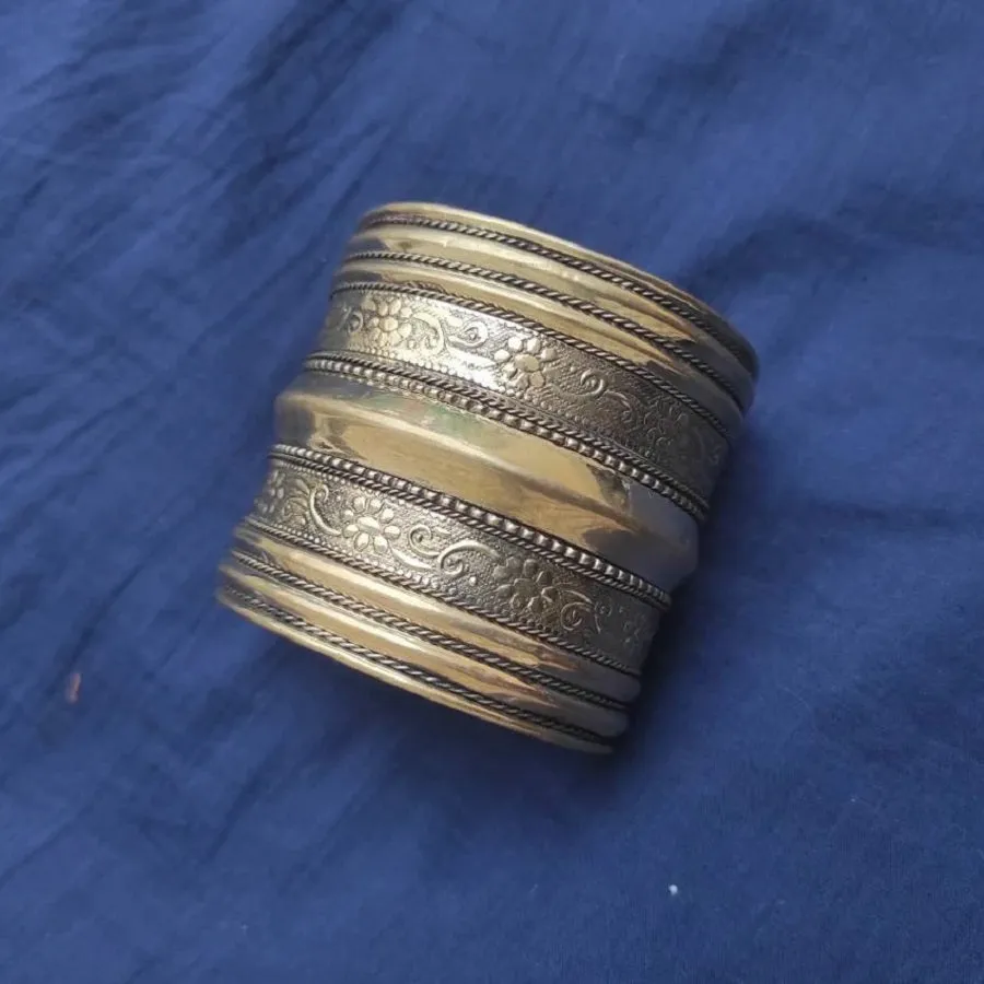 Tribal Vintage Light Weight Single Handcuff